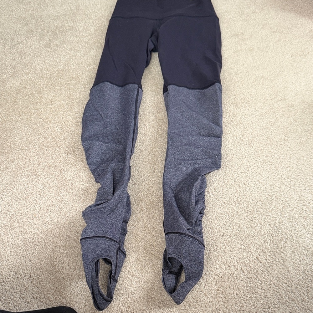 Lululemon stirrup leggings sz 4